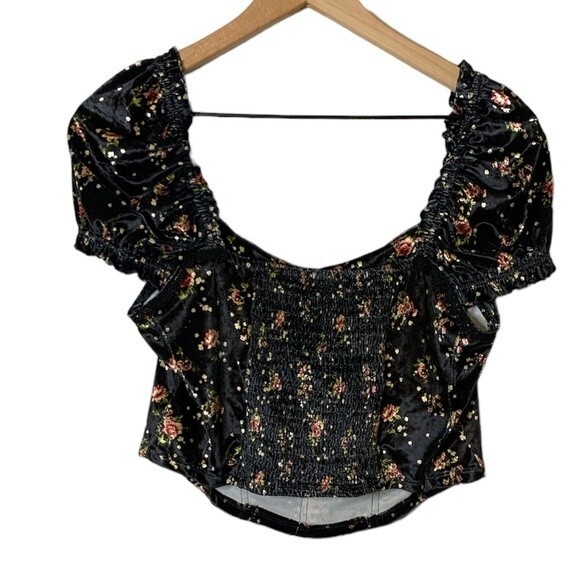 NWOT Free People Louis Velvet Floral Top. Size Medium - Picture 5 of 7